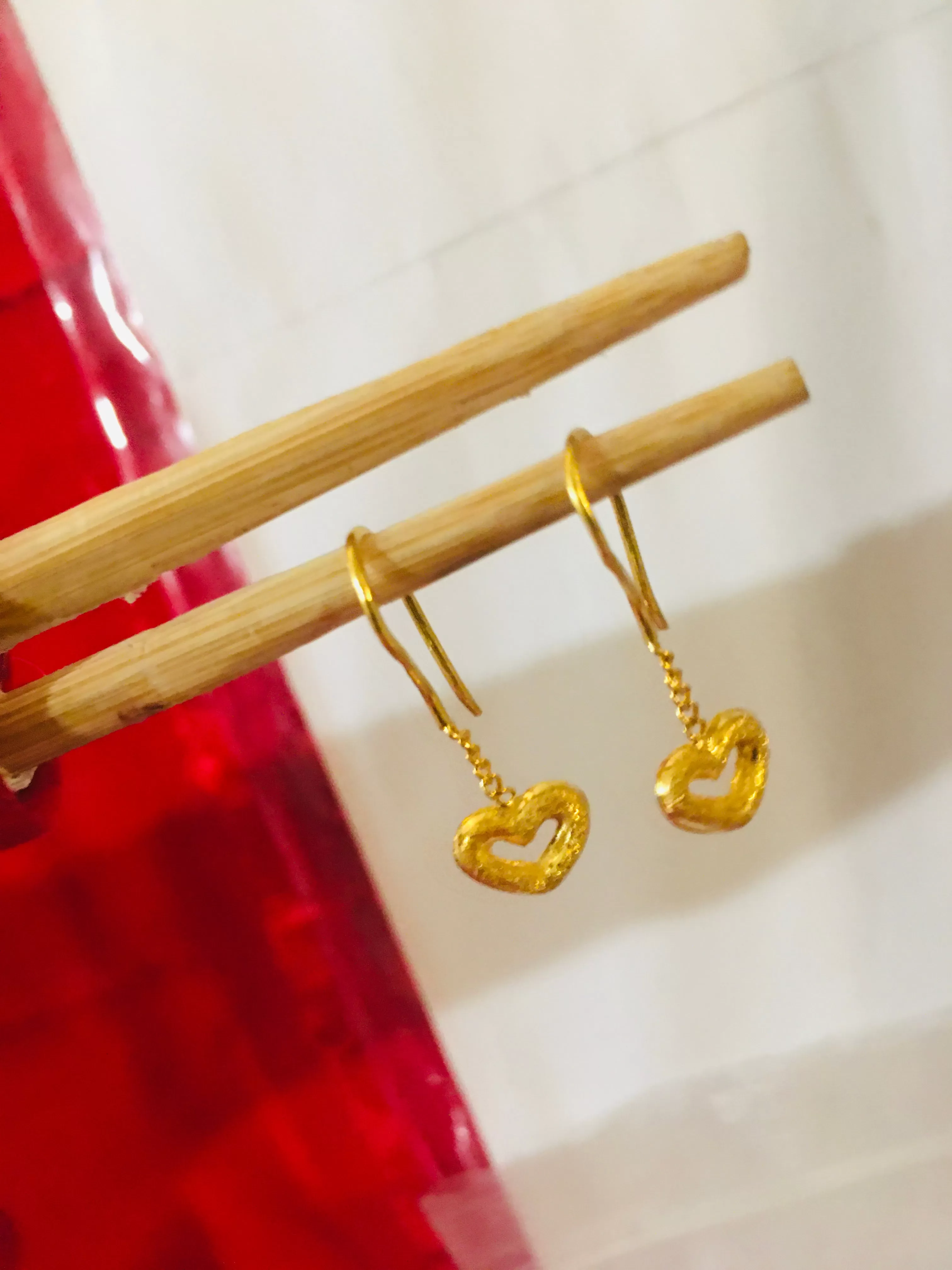 ( SOLD OUT) Item no. SP1012 Bangkok Solid gold hook heart Earrings 2grams