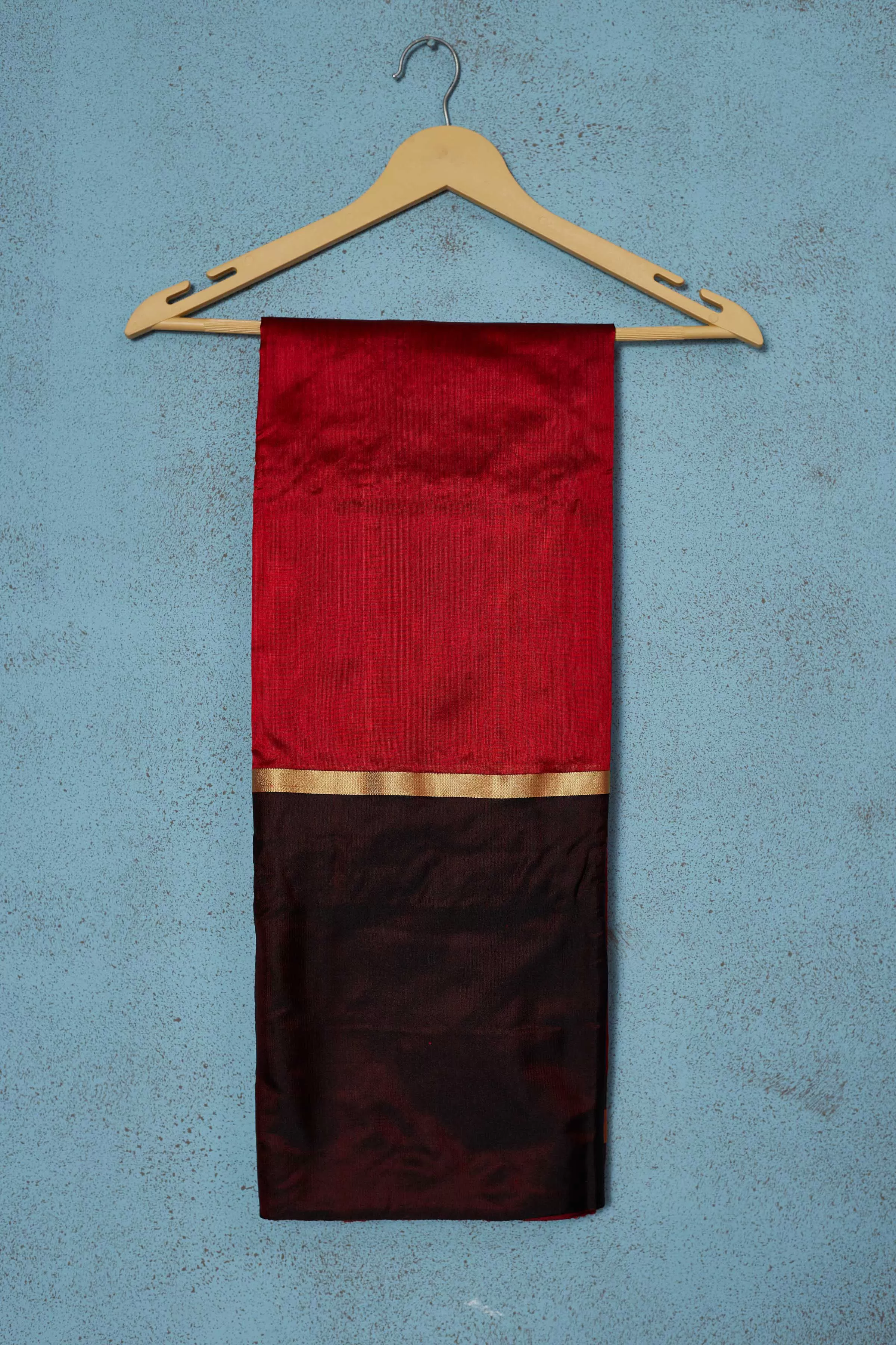 92A149 Maroon Pattu Silk Saree With Black Mashru Border