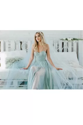 Bridal Veil Light Blue Extra Long Trailing Simple Wedding Veil Ocean Blue-810385