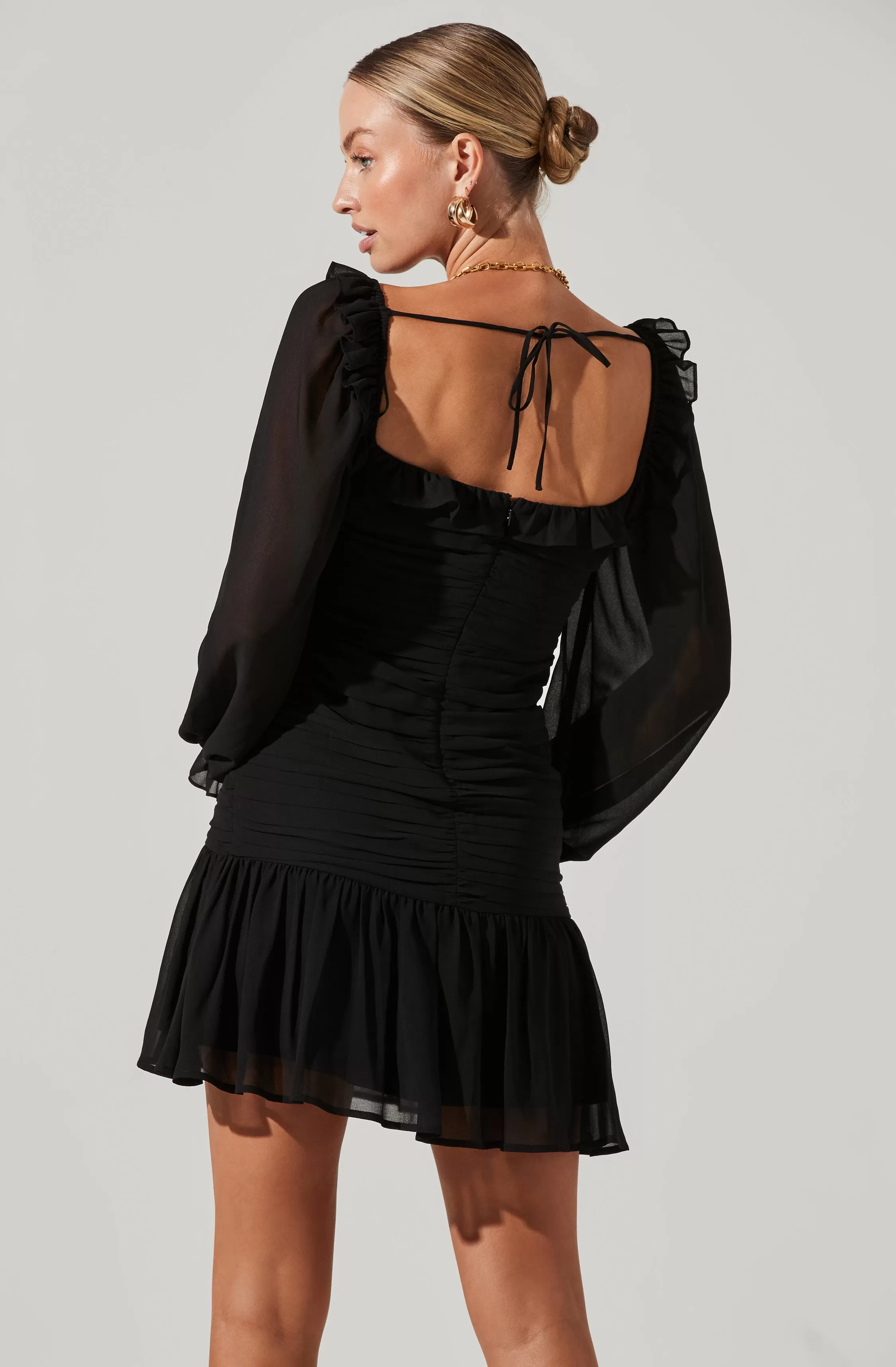 Carmella Sweetheart Ruched Long Sleeve Mini Dress