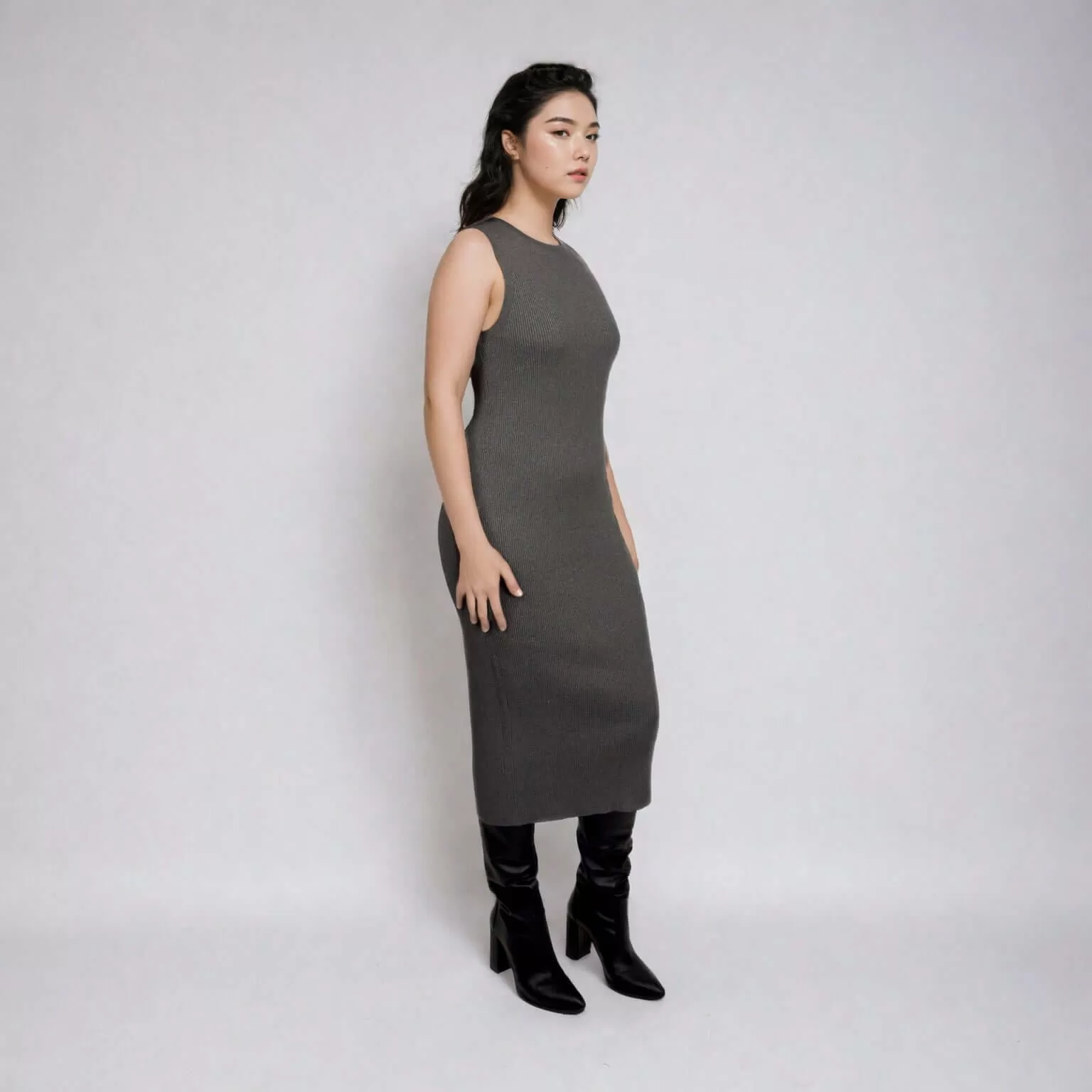 CELINE | Sleeveless Crew-Neck Rib Long Dress