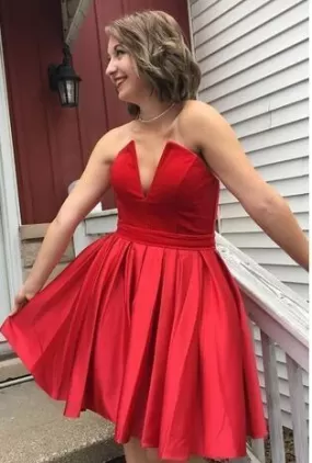 Cute Red Homecoming Dresses with Strapless V Neck Satin Short Cocktail Prom Dresses