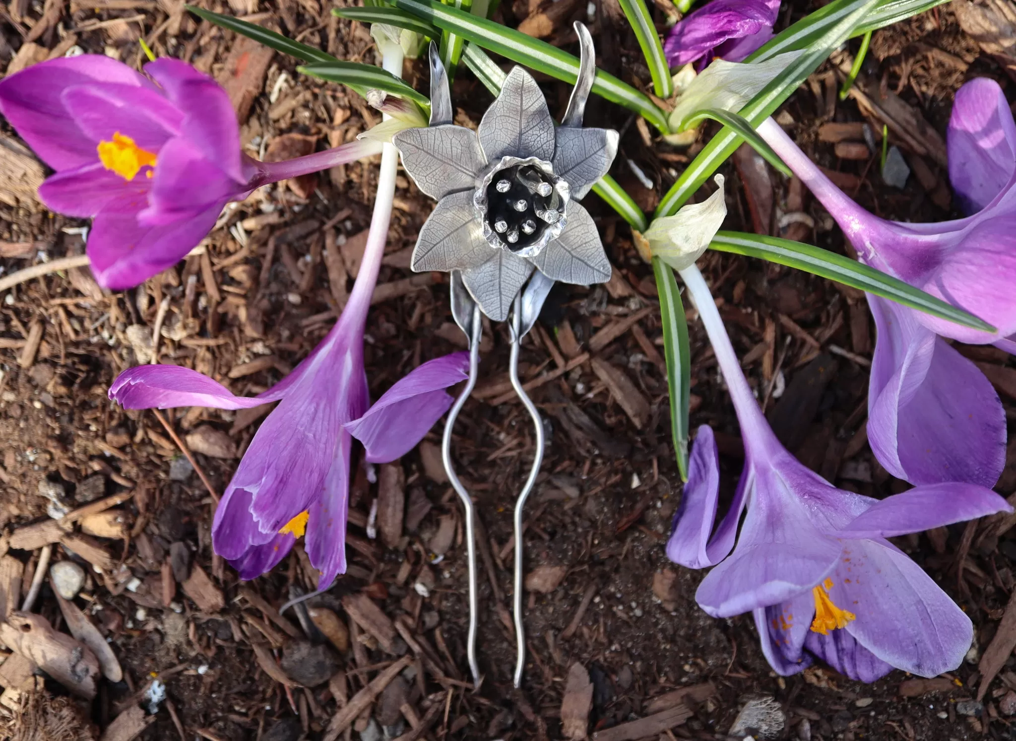 Daffodil Hair Fork