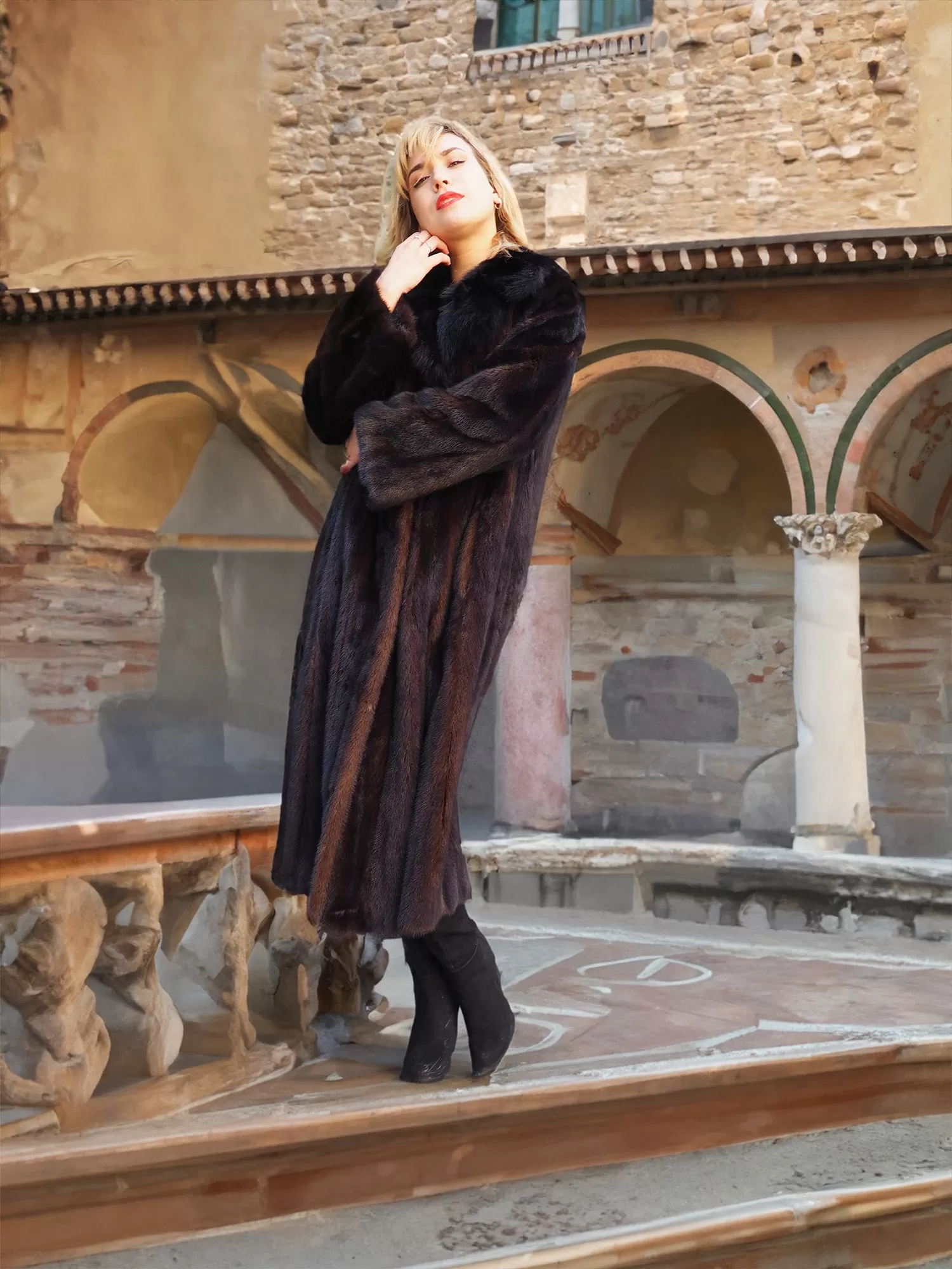 Dark Ranch Black Mink Coat With Black fox Notch Collar M/L