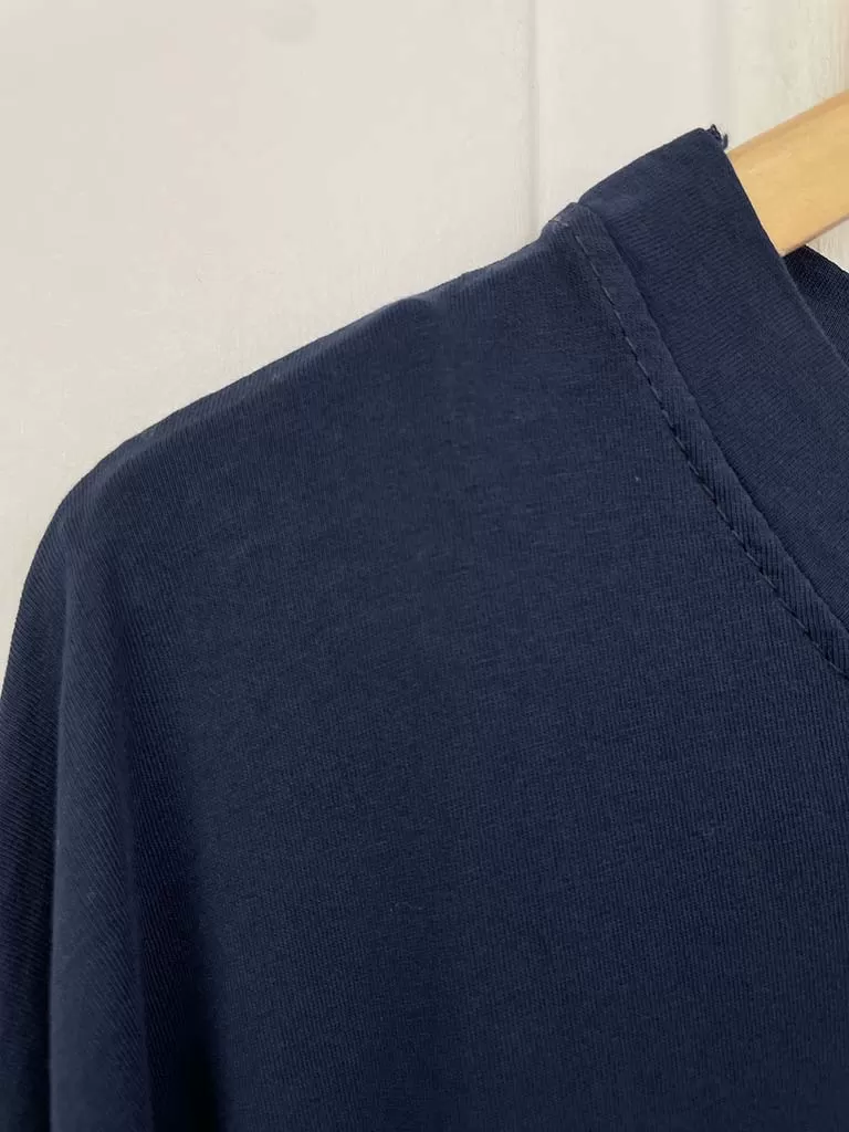 Dipped Back Rib Wave Pocket Top - Navy