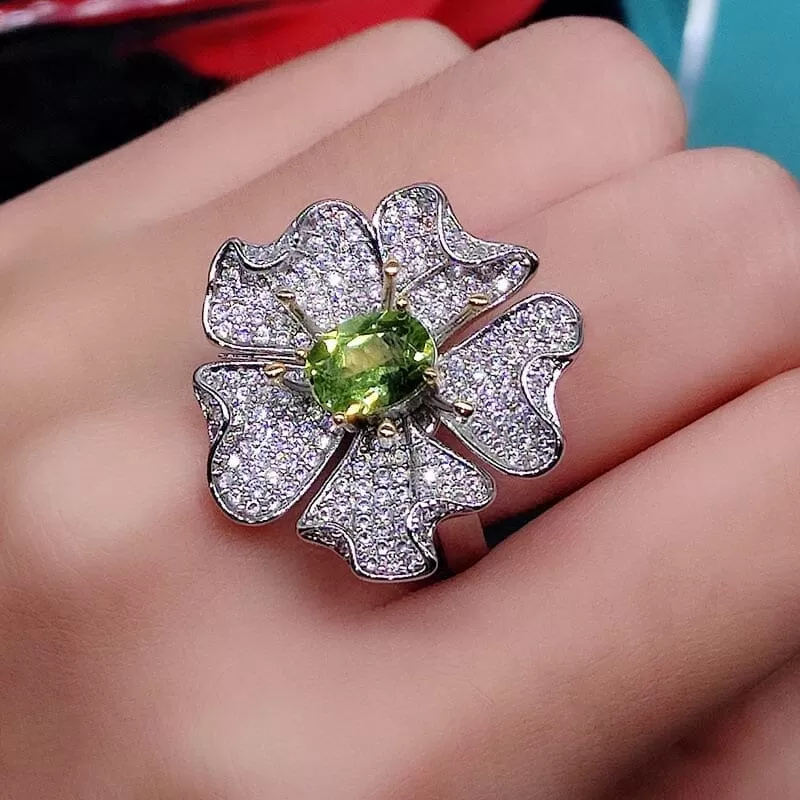 Elegant Diamond Treasure Natural Peridot Flower Ring