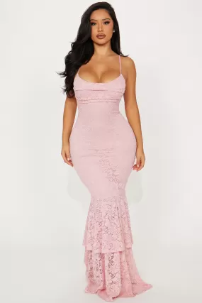 Elegant Lace Maxi Dress - Rose