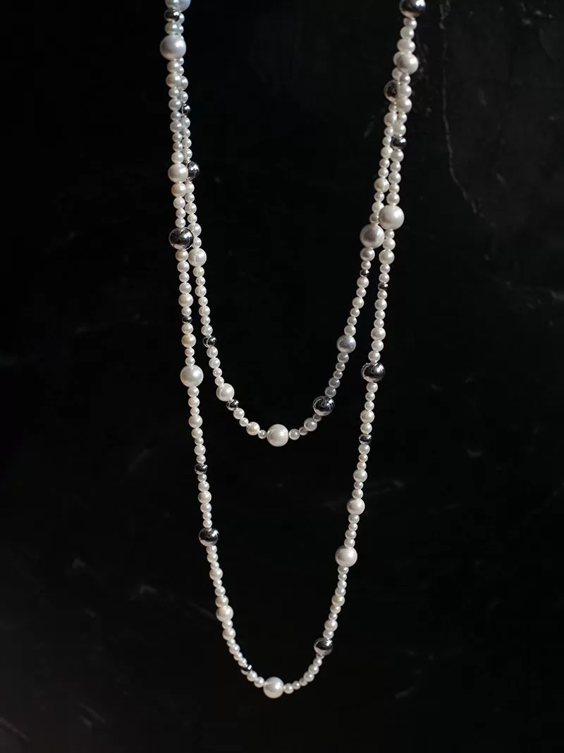 Elegant Pearl Cascade Necklace