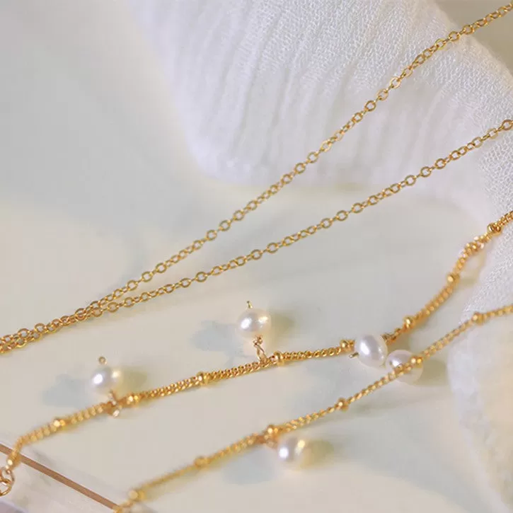 Elegant Y Shape Dainy Pearls Long Necklace