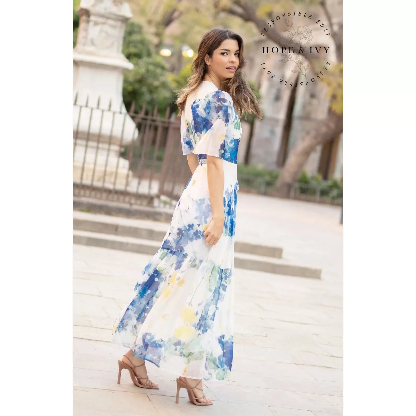 Hope & Ivy White & Blue Floral Print Flutter Sleeve Maxi Wrap Dress