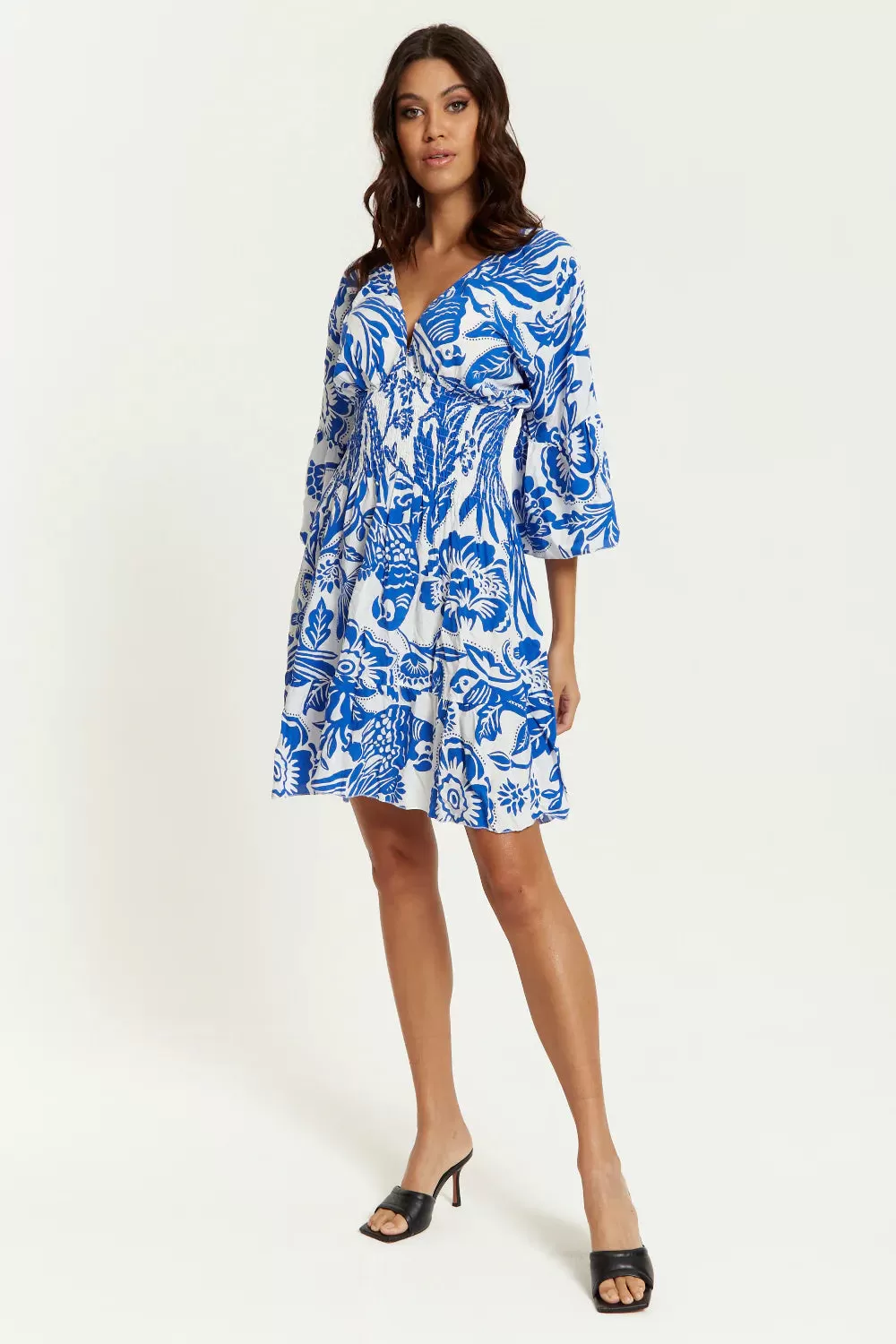 Hoxton Gal Oversized V Neck Detailed Floral Print Mini Dress