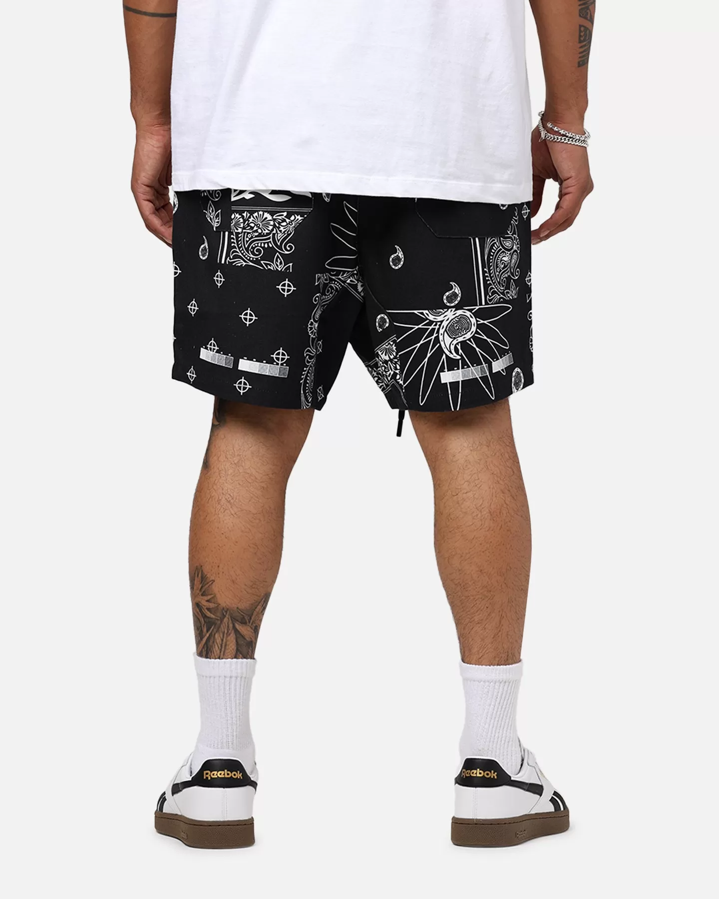 Individualist Lab Finger Print Bandana Shorts Black