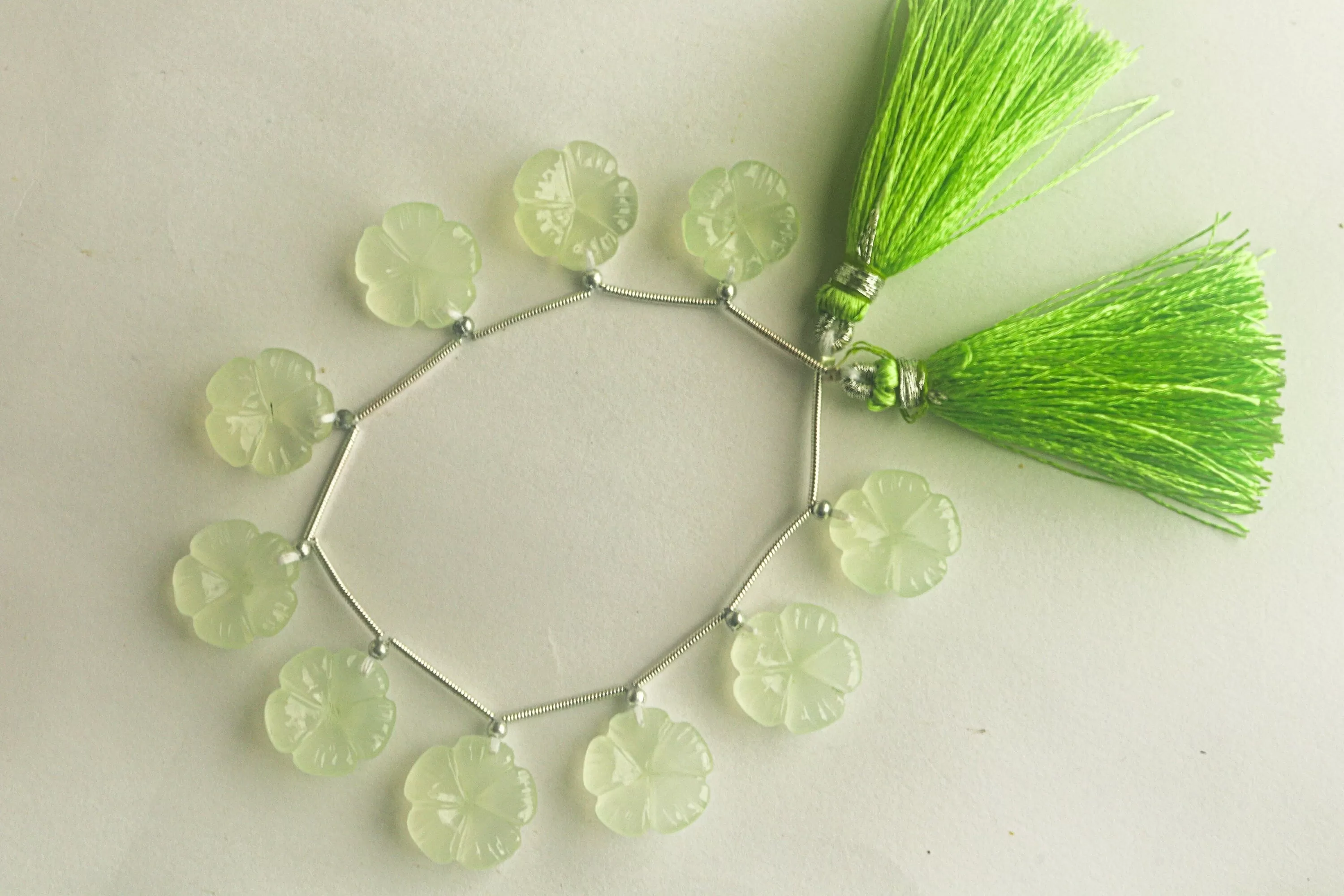 Light Green Onyx Flower Carving Beads