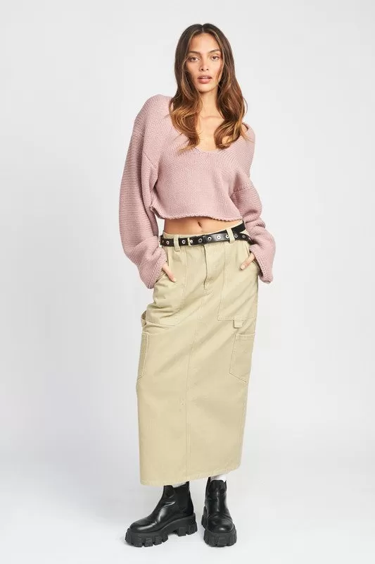 LONG SLEEVE V NECK CROP TOP