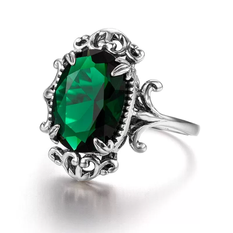 Luxury Vintage Fashion Emerald Ring - 925 Sterling Silver