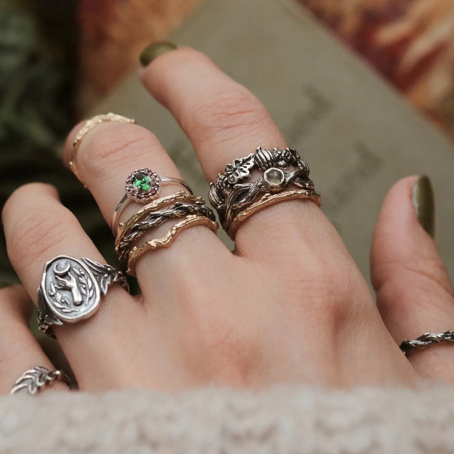 Silvestre Enchanted Labradorite Thorn Branch Ring