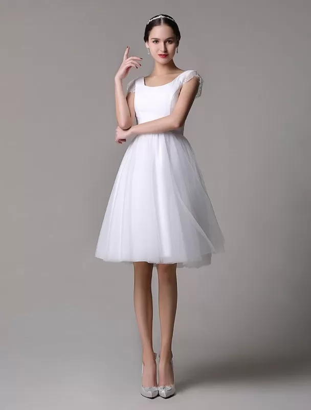 Simple Wedding Dresses Tulle Scoop Neck Knee Length Short Bridal Dress With Lace Cap Sleeves