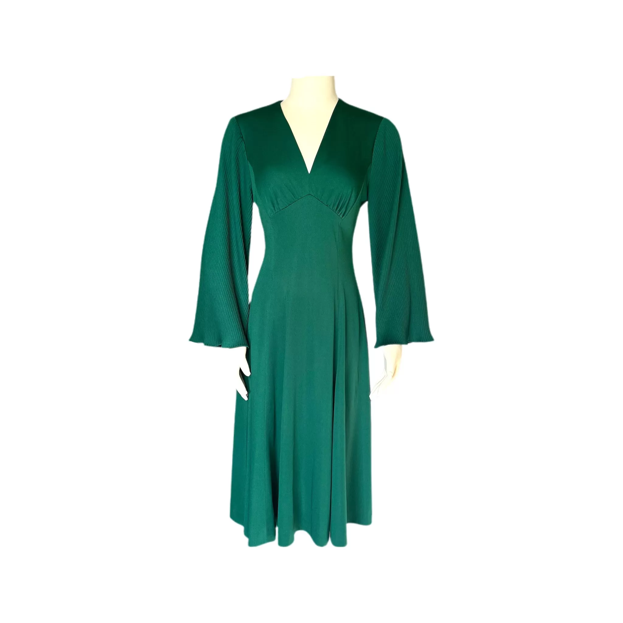 Vintage Emerald Green by Edith Flagg with Flouted Sleeves in Mini Pleats. 1970s Fashion.