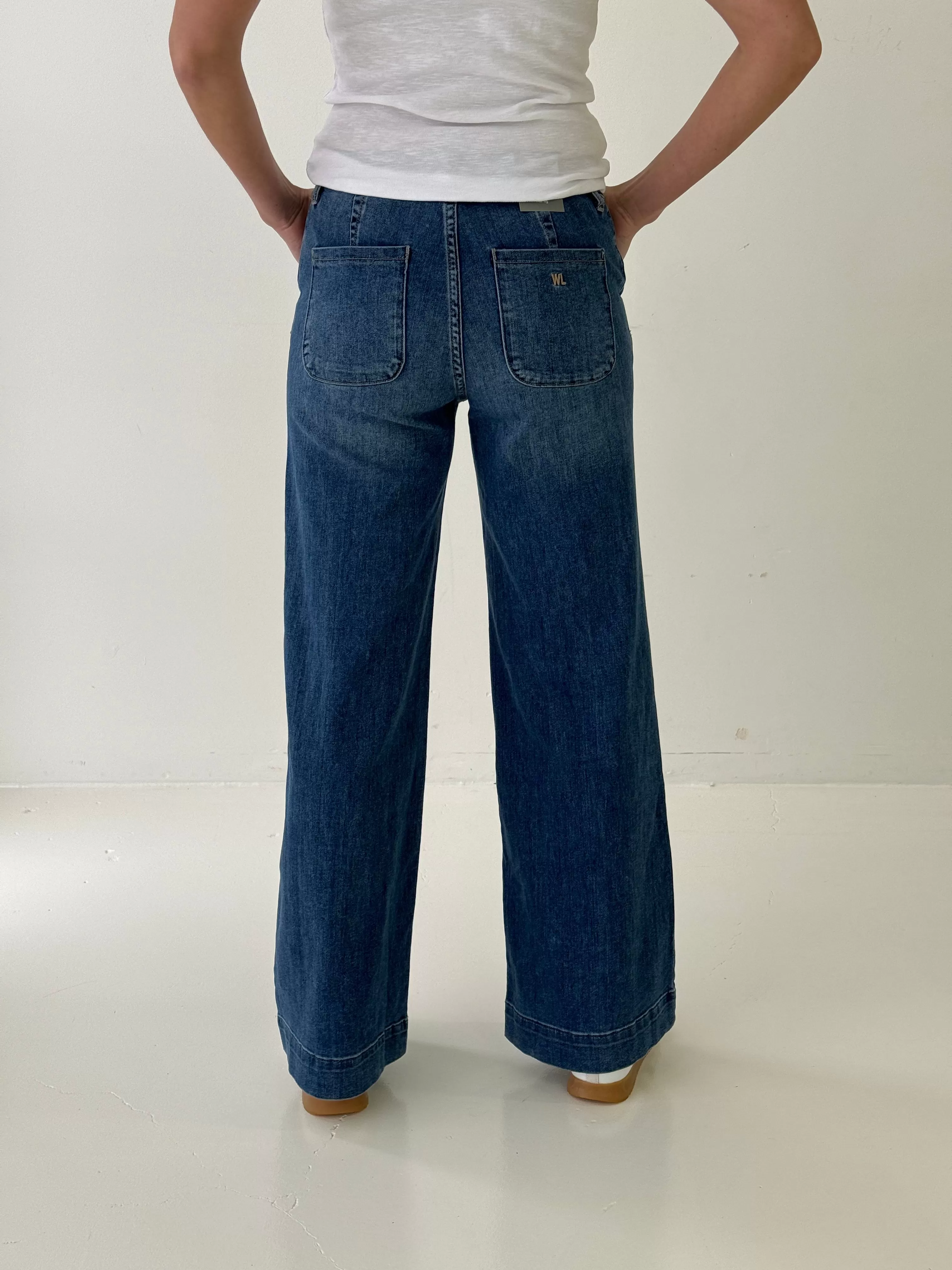 Wash Lab Daily Wide Leg Jeans in Washed Blue