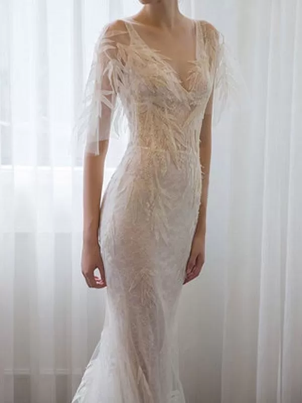 Wedding Dresses 2021 Sheath Sihouette Half Sleeve V Neck Floor Length Bamboo Leaf Lace Bridal Gown