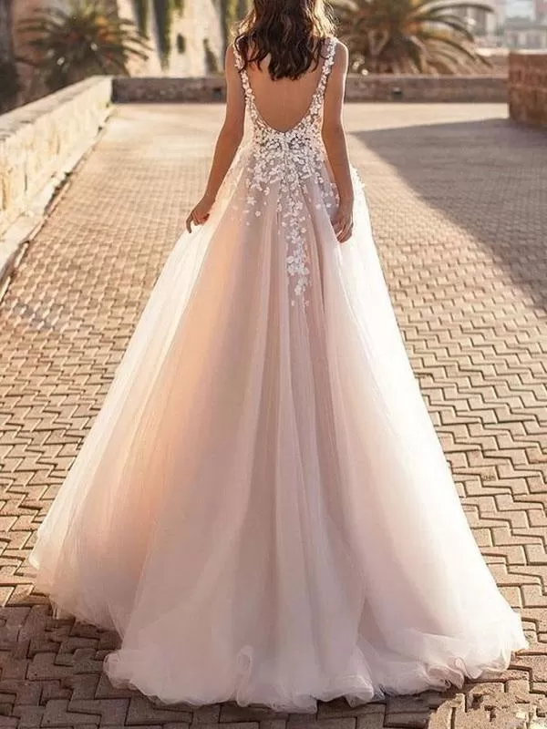 Wedding Dresses 2021 Tulle Deep V Neck A Line Sleeveless Multilayer Tulle Lace Applique Classic Bridal Gowns With Train