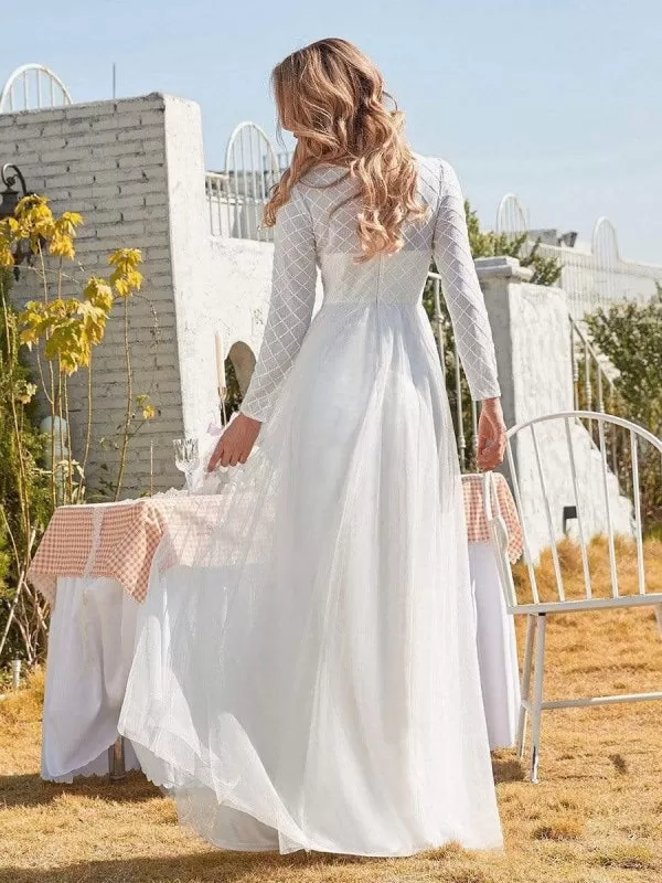 White Simple Wedding Dress Jewel Neck Long Sleeves Natural Waist A-Line Tulle Long Bridal Dresses